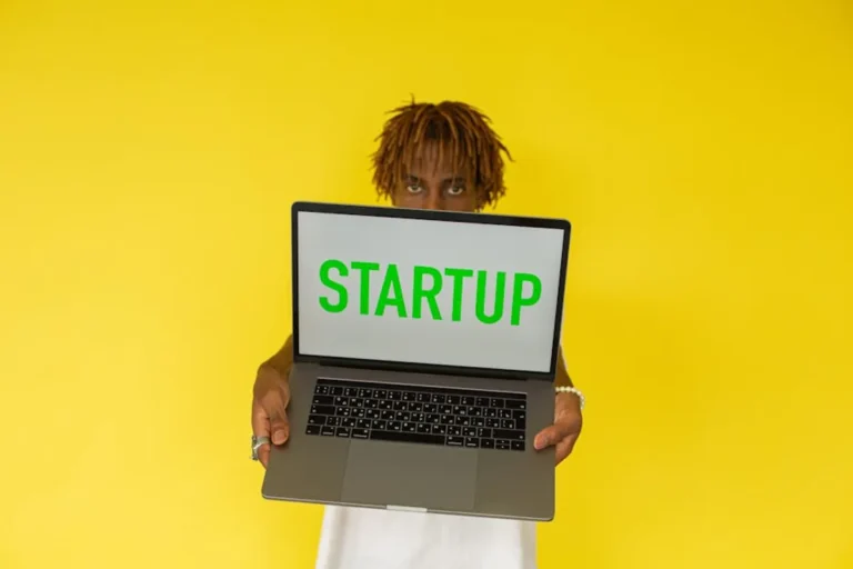 How mytecharm.com Connects With Broader company intelligence Trends