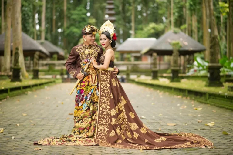 Warna Kebaya Trend 2025: Popular Colors and Styling Ideas